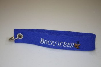 Filz-Schlüsselanhänger mit Stick Bockfieber Gr. ca. 17x3cm 14352 blau