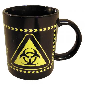 Tasse mit Print Biogefährdung Symbol schwarz 57008