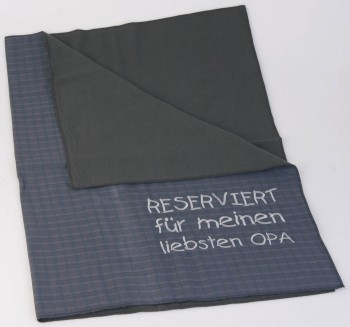 Decke Knieschutzdecke mit Einstickung - Reserviert für meinen liebsten Opa - 30201 - Gr. ca. 80cm x 80cm