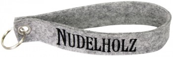 Filz-Schlüsselanhänger mit Stick Nudelholz Gr. ca. 17x3cm 14211 grau
