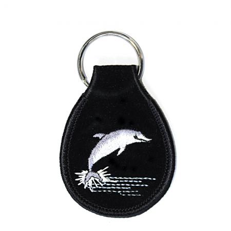 Schlüsselanhänger aus Stoff mit Einstickung - Delfin - Gr. ca. 5x6,5cm - 02491