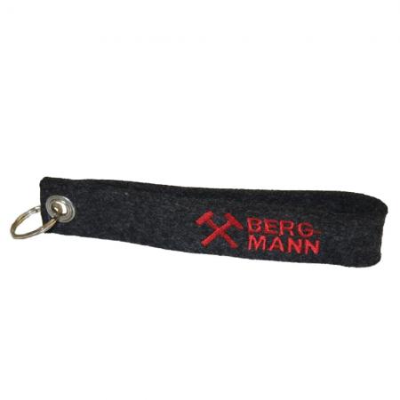 Filz-Schlüsselanhänger mit Stick Bergmann Gr. ca. 17x3cm  14251 schwarz