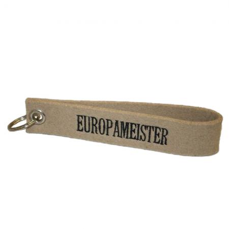 Filz-Schlüsselanhänger mit Stick Europameister Gr. ca. 17x3cm 14252 beige