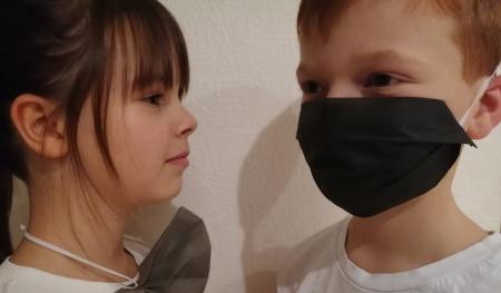 10x Kindermaske, Maske für Kinder - softig & weich in Schwarz